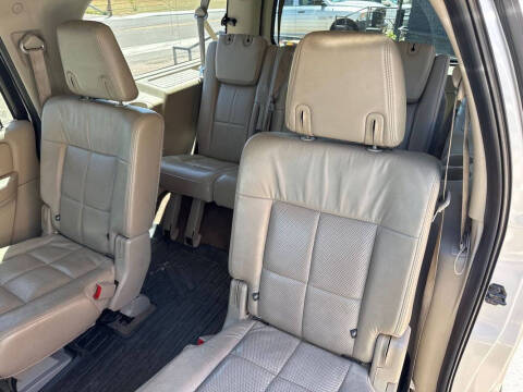 2012 Lincoln Navigator L