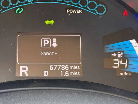 2013 Nissan LEAF SV