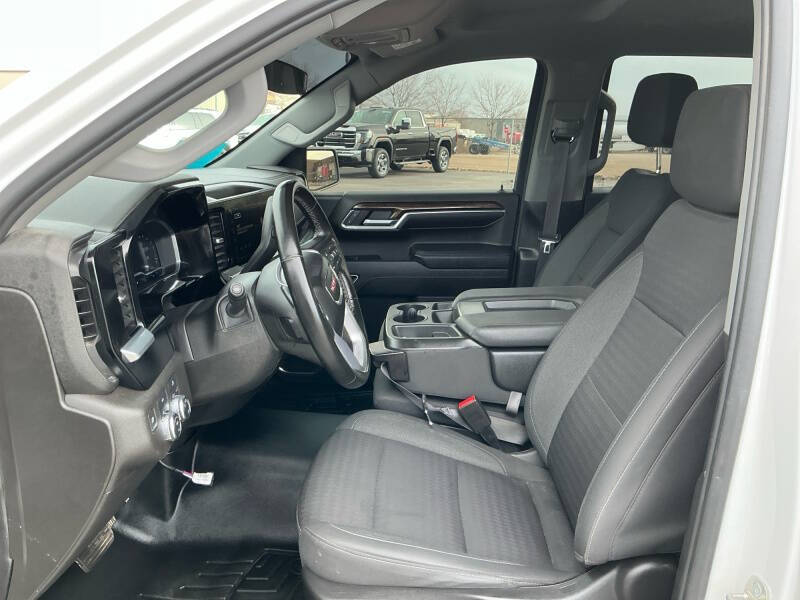2023 GMC Sierra 1500