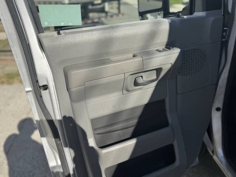 2013 Ford E-Series E-250