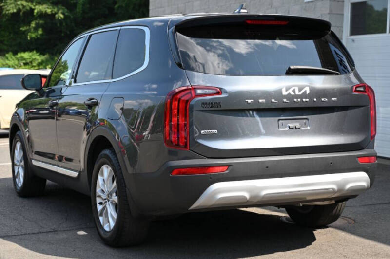 2022 Kia Telluride LX