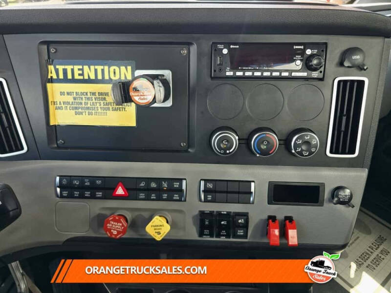 2024 Freightliner Cascadia