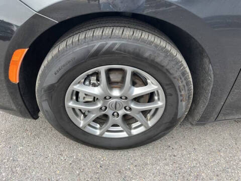 2022 Chrysler Pacifica Touring