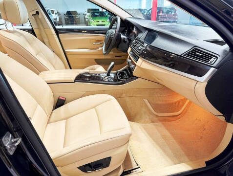 2012 BMW 5 Series 528i xDrive