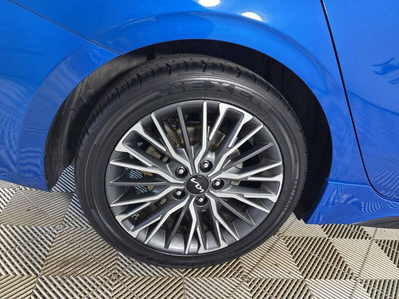 2022 Kia Forte GT Line