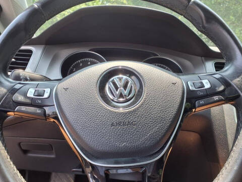 2017 Volkswagen Golf