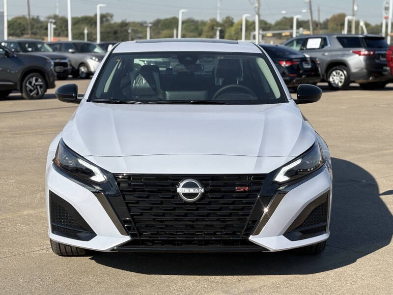 2025 Nissan Altima 2.5 SR