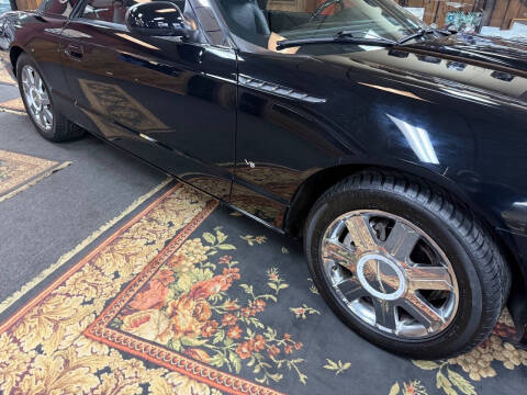 2004 Ford Thunderbird Deluxe