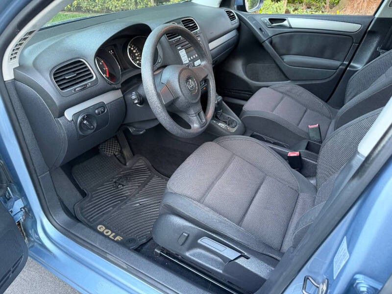 2010 Volkswagen Golf 2.5L PZEV