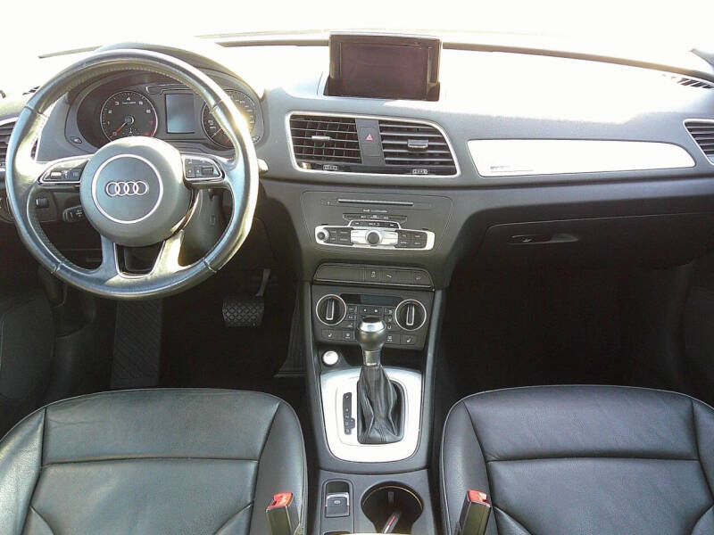 2016 Audi Q3 2.0T quattro Premium Plus