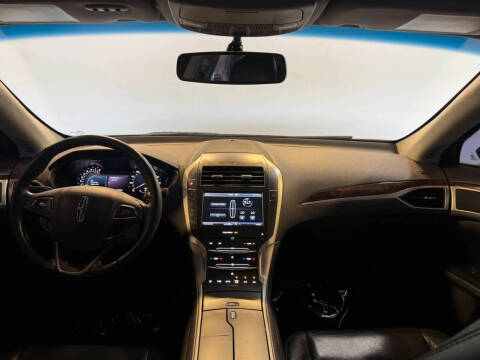 2014 Lincoln MKZ