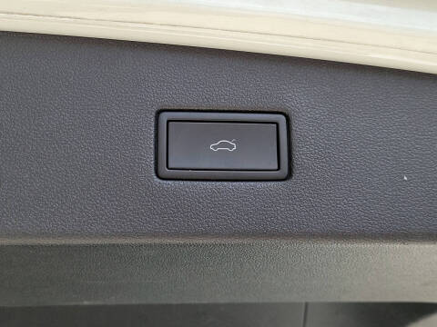 2022 Volkswagen Tiguan SEL R-Line 4Motion