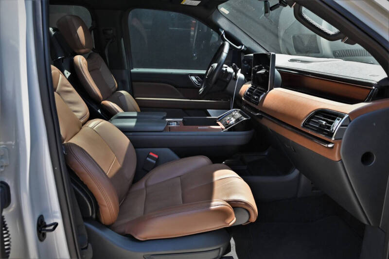 2023 Lincoln Navigator Reserve