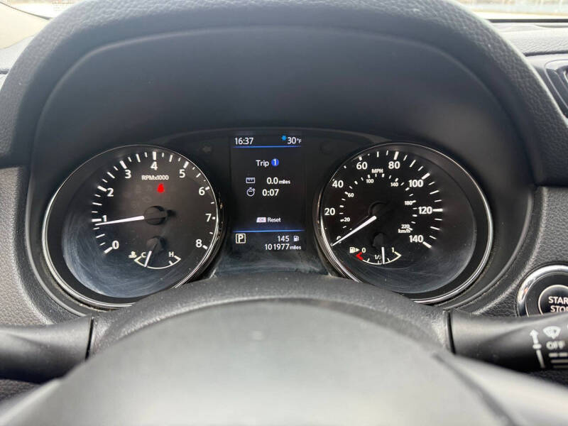 2019 Nissan Rogue SV