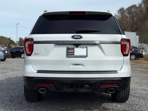 2018 Ford Explorer XLT