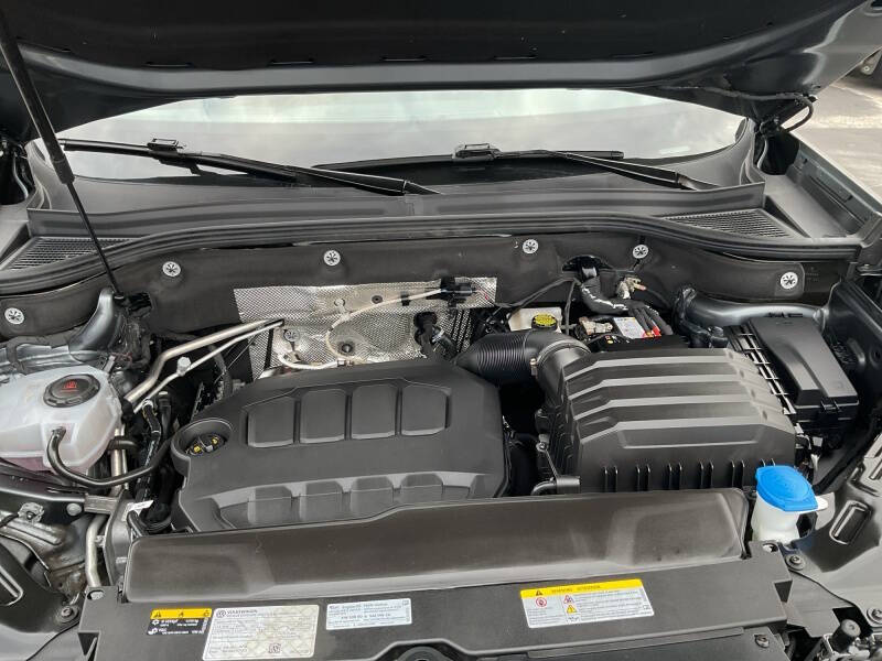 2025 Volkswagen Atlas Cross Sport SE 4Motion