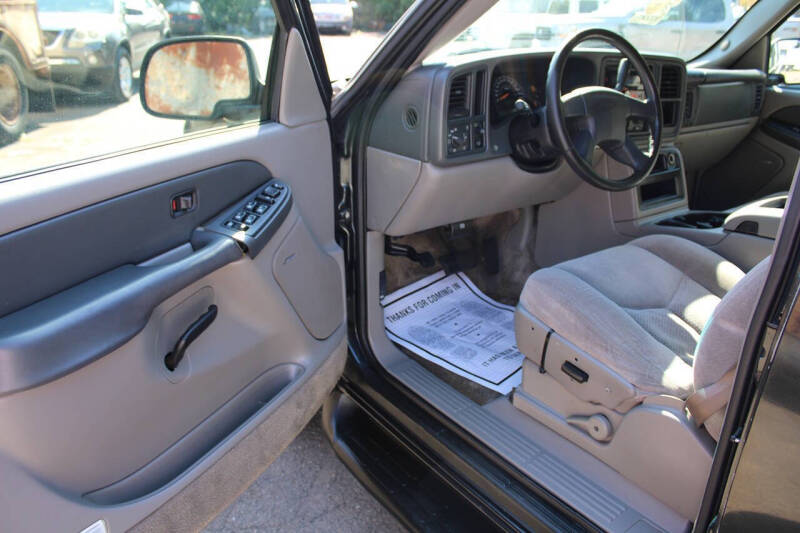 2003 Chevrolet Tahoe LS