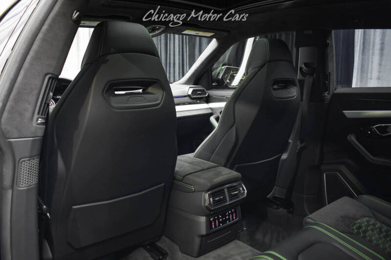 2020 Lamborghini Urus