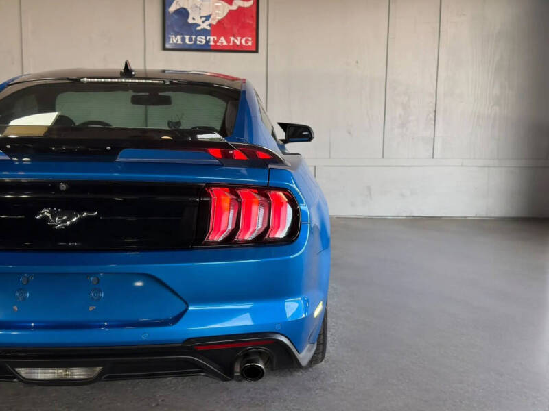 2020 Ford Mustang