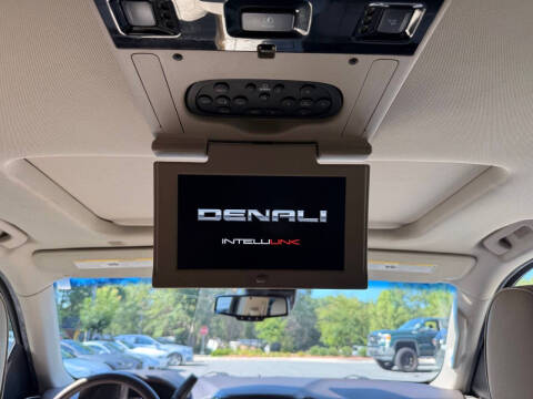 2017 GMC Yukon Denali