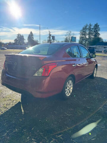 2018 Nissan Versa