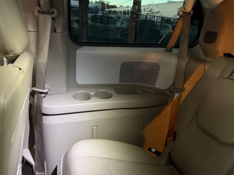 2015 Chrysler Town and Country Touring