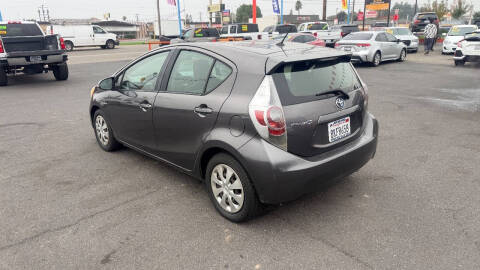 2013 Toyota Prius c Three