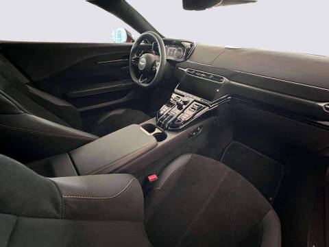 2025 Aston Martin Vantage