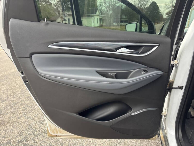 2021 Buick Enclave Essence