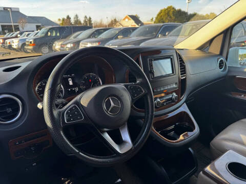 2017 Mercedes-Benz Metris