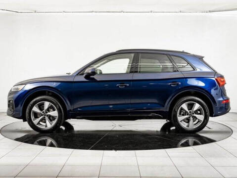 2025 Audi Q5 quattro Premium 40 TFSI