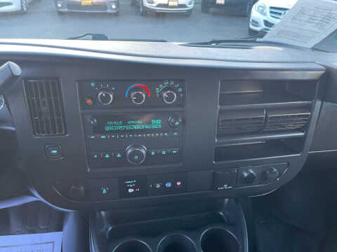 2022 Chevrolet Express 3500