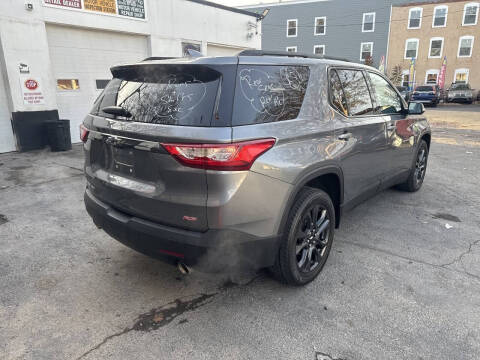 2021 Chevrolet Traverse RS
