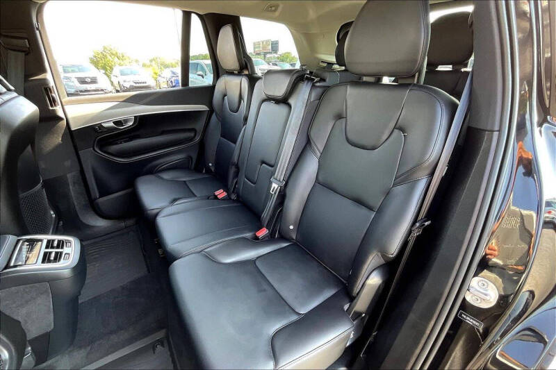 2024 Volvo XC90 B5 Core Bright Theme