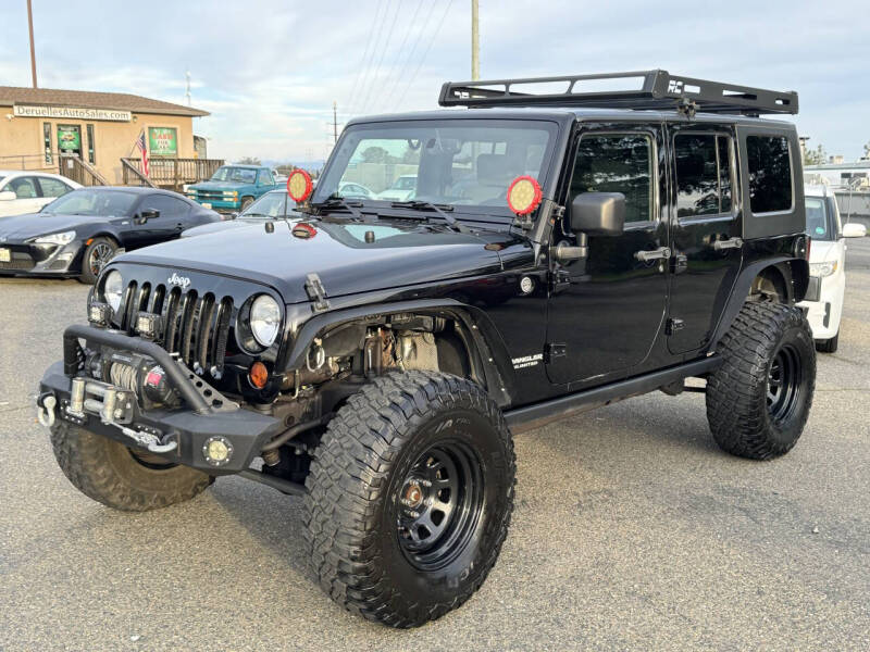 2009 Jeep Wrangler Unlimited for sale at Deruelle's Auto Sales in Shingle Springs CA