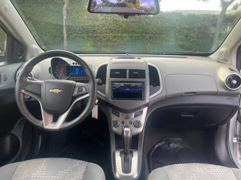 2014 Chevrolet Sonic LS Auto
