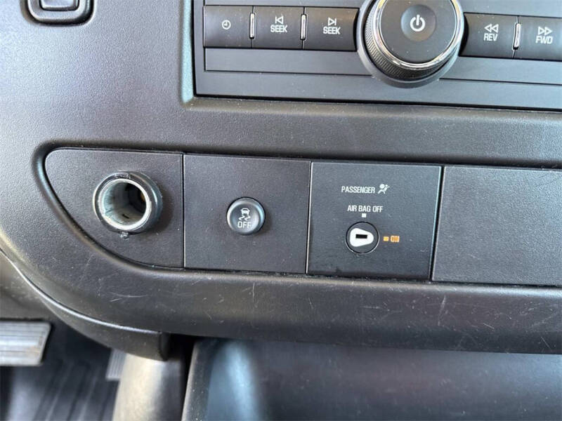 2024 Chevrolet Express 2500