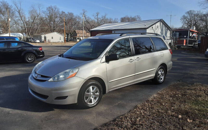 2006 Toyota Sienna LE
