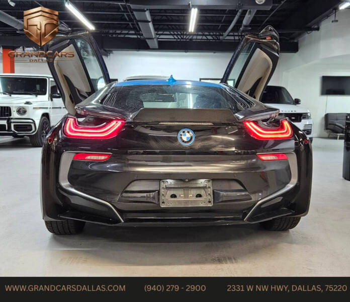 2016 BMW i8