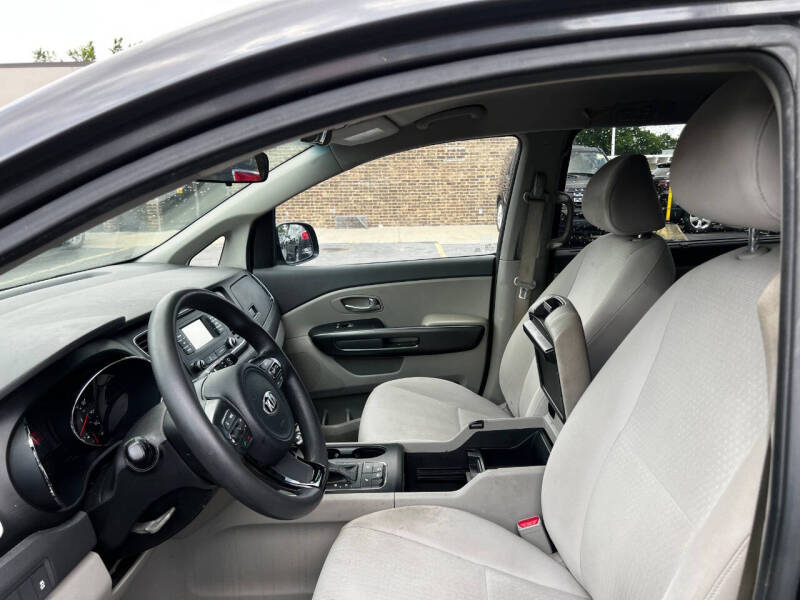 2016 Kia Sedona LX