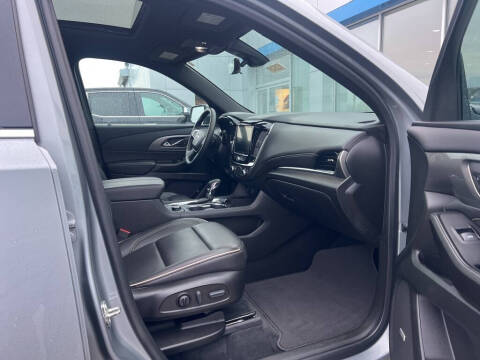 2023 Chevrolet Traverse Premier