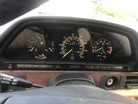 1987 Mercedes-Benz 450-Class