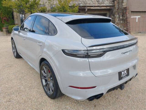 2022 Porsche Cayenne GTS Coupe