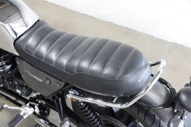 2018 Moto Guzzi V7 III CAR