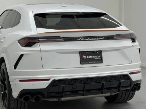 2022 Lamborghini Urus