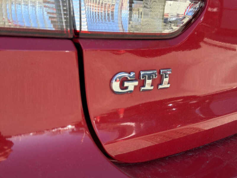 2010 Volkswagen GTI Base PZEV