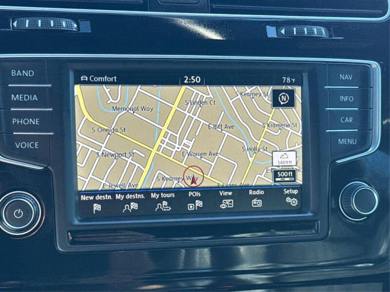 2016 Volkswagen Golf R 4Motion