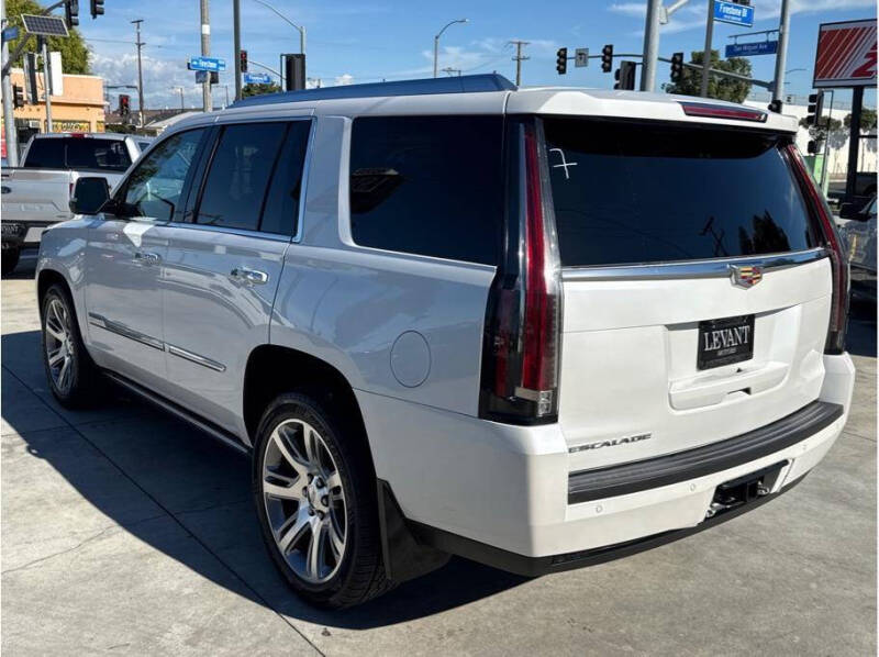 2016 Cadillac Escalade Premium Collection