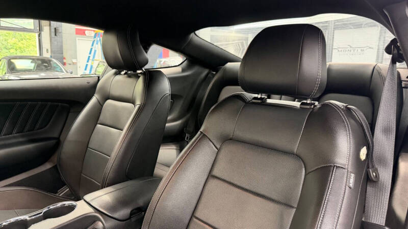 2017 Ford Mustang