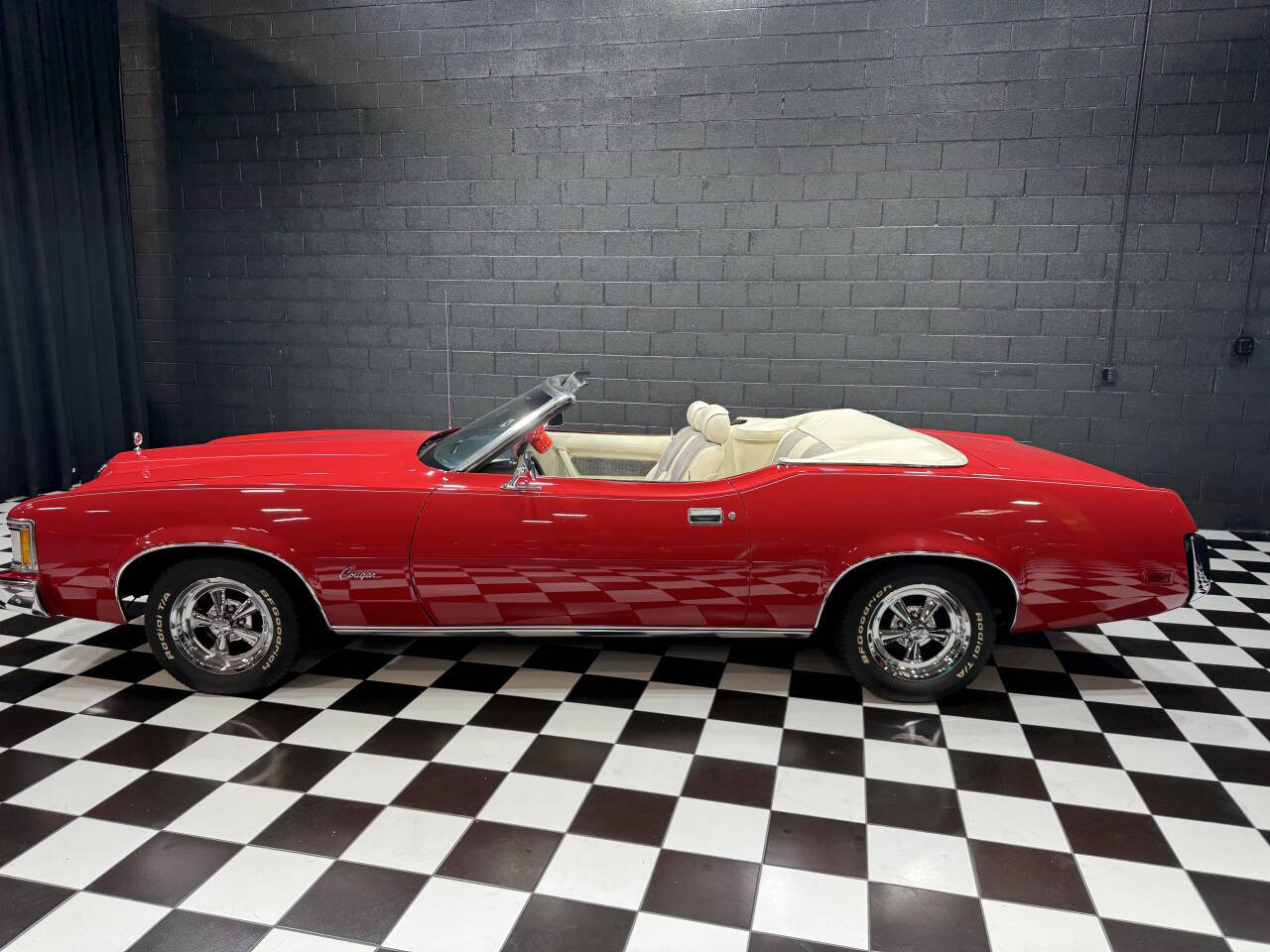 1973 Mercury Cougar 8